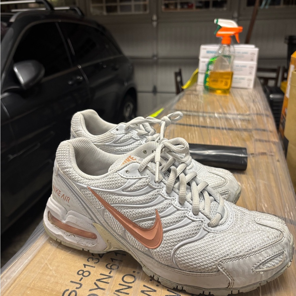Nike Air Max 2005 trainers in white and orange #sneakers